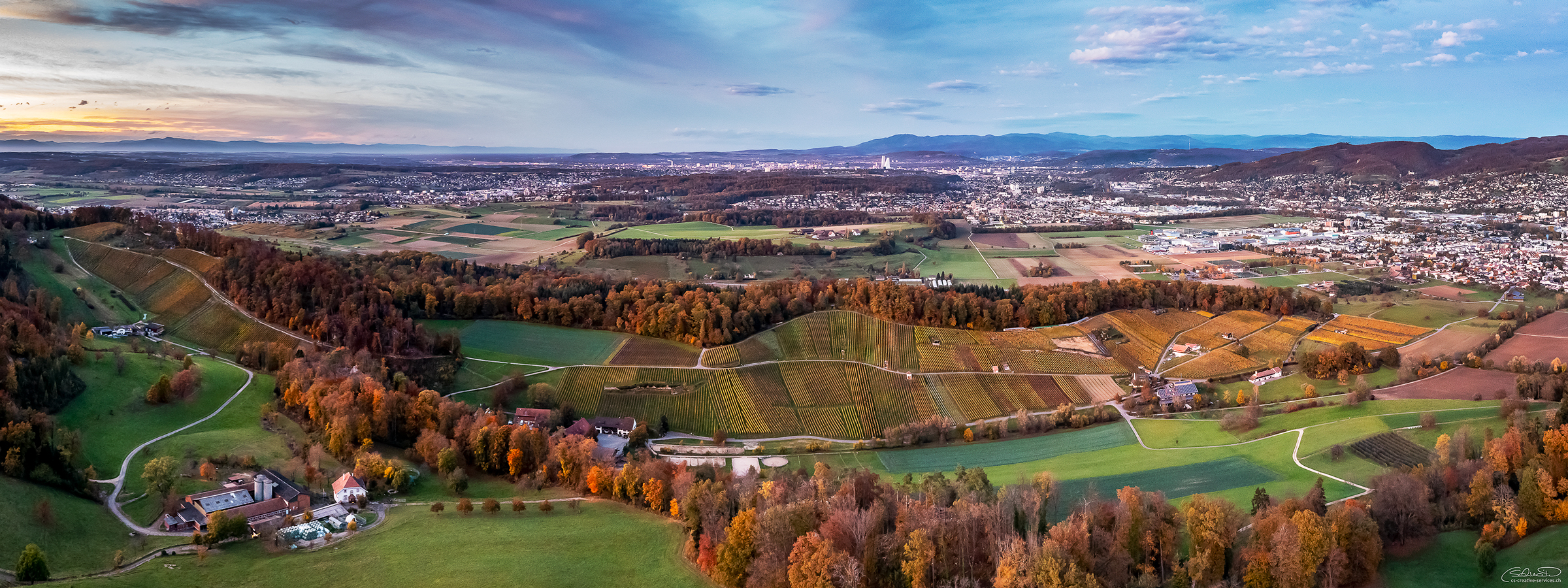 Klus BirstalHerbst21 0762 Pano 2400x900