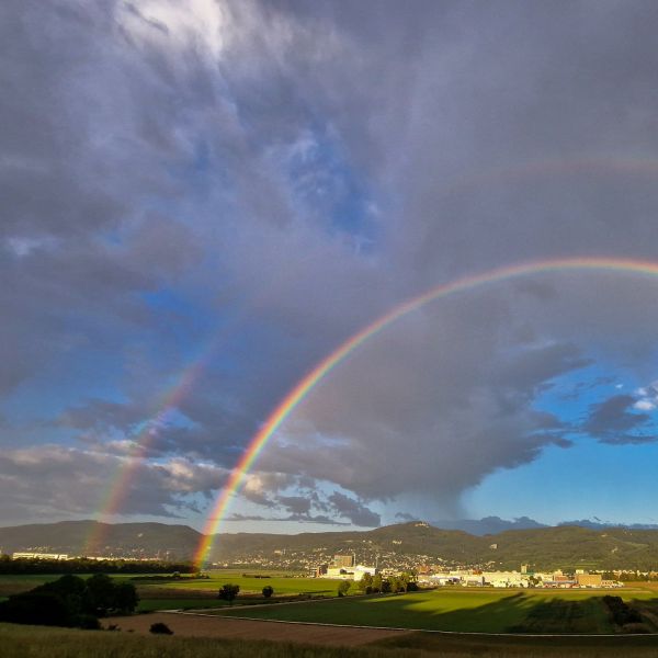 Aesch 3 8 23 0808 Regenbogen Linksjpg